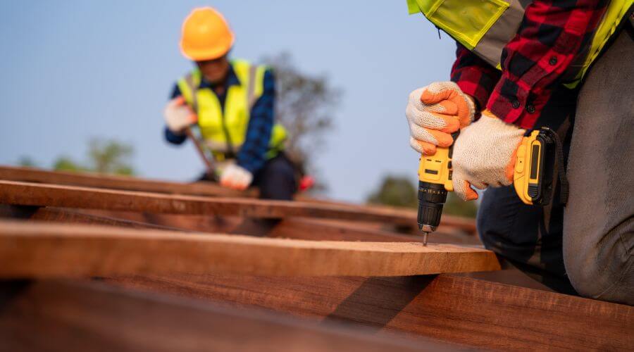 Expert new roof installation services in Vestaburg, MI